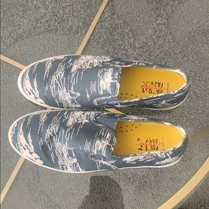 Men’s Sea Vees size 12